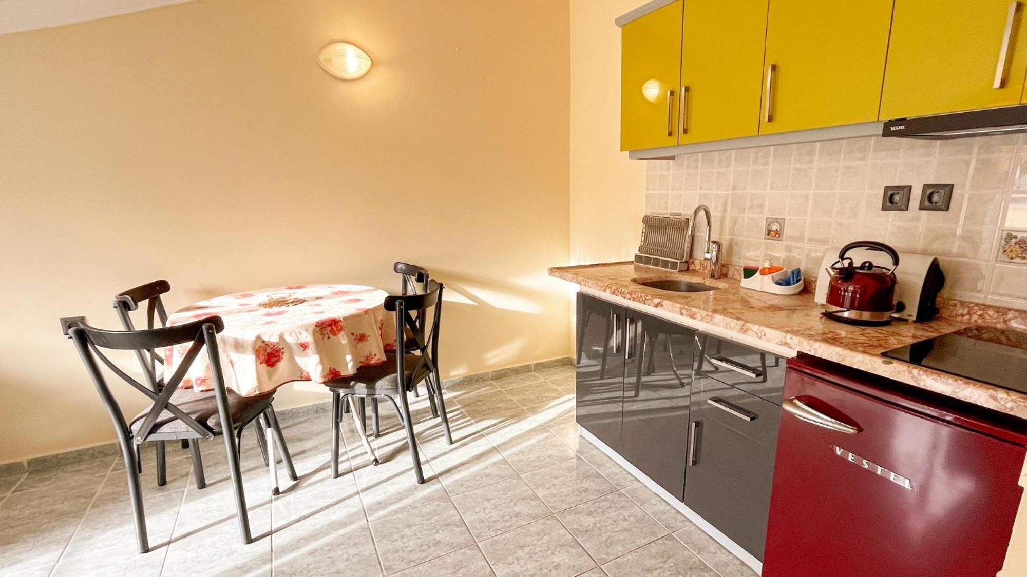 Ozlem 2 Apart Hotel 马尔马里斯 外观 照片