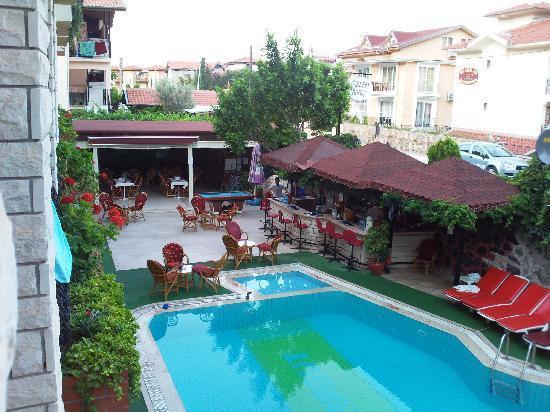 Ozlem 2 Apart Hotel 马尔马里斯 外观 照片